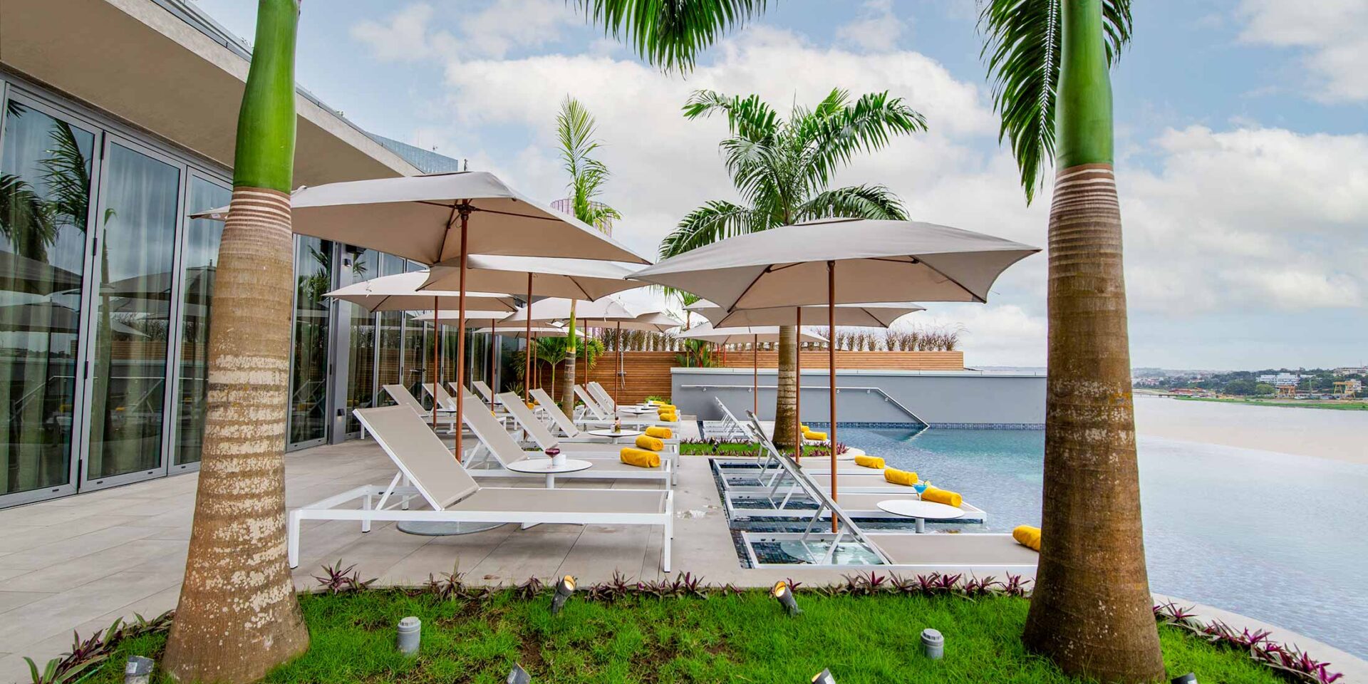 Noom Hotel Abidjan Plateau